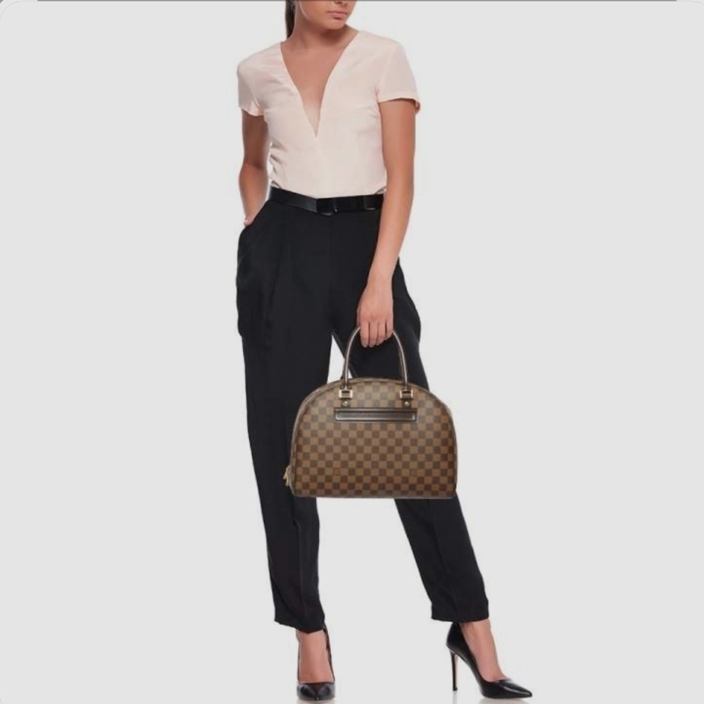 🚫SOLD🚫Louis Vuitton Travel Bag | Nolita Bag in Damier Ebene Canvas | VINTAGE - Picture 3 of 13